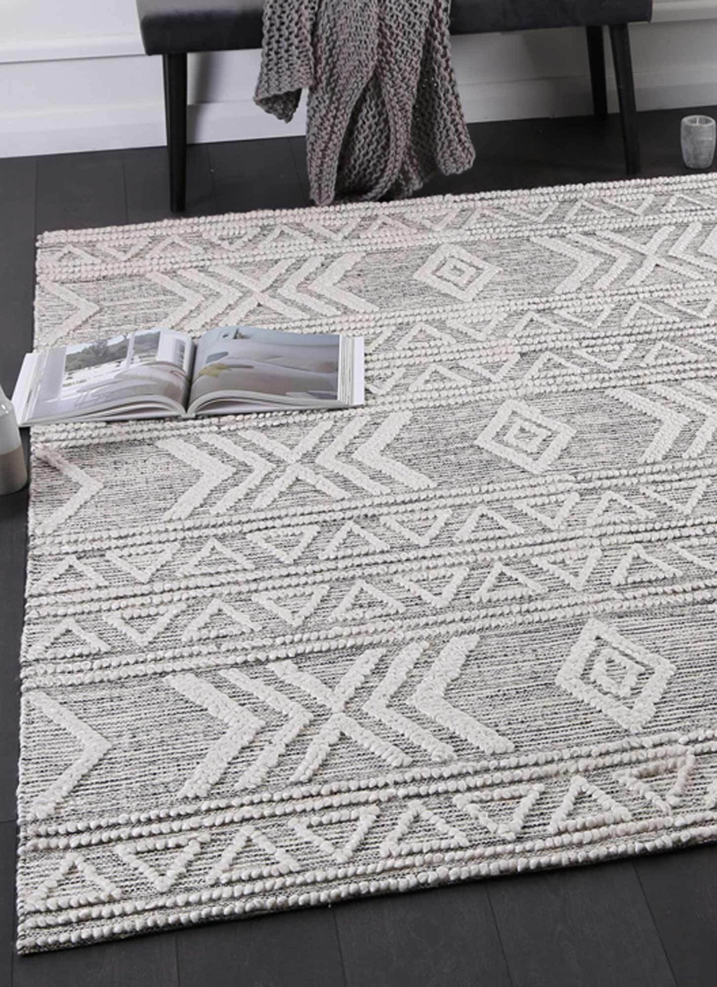 Braided Zair Transitional Abstract Rug Ivory