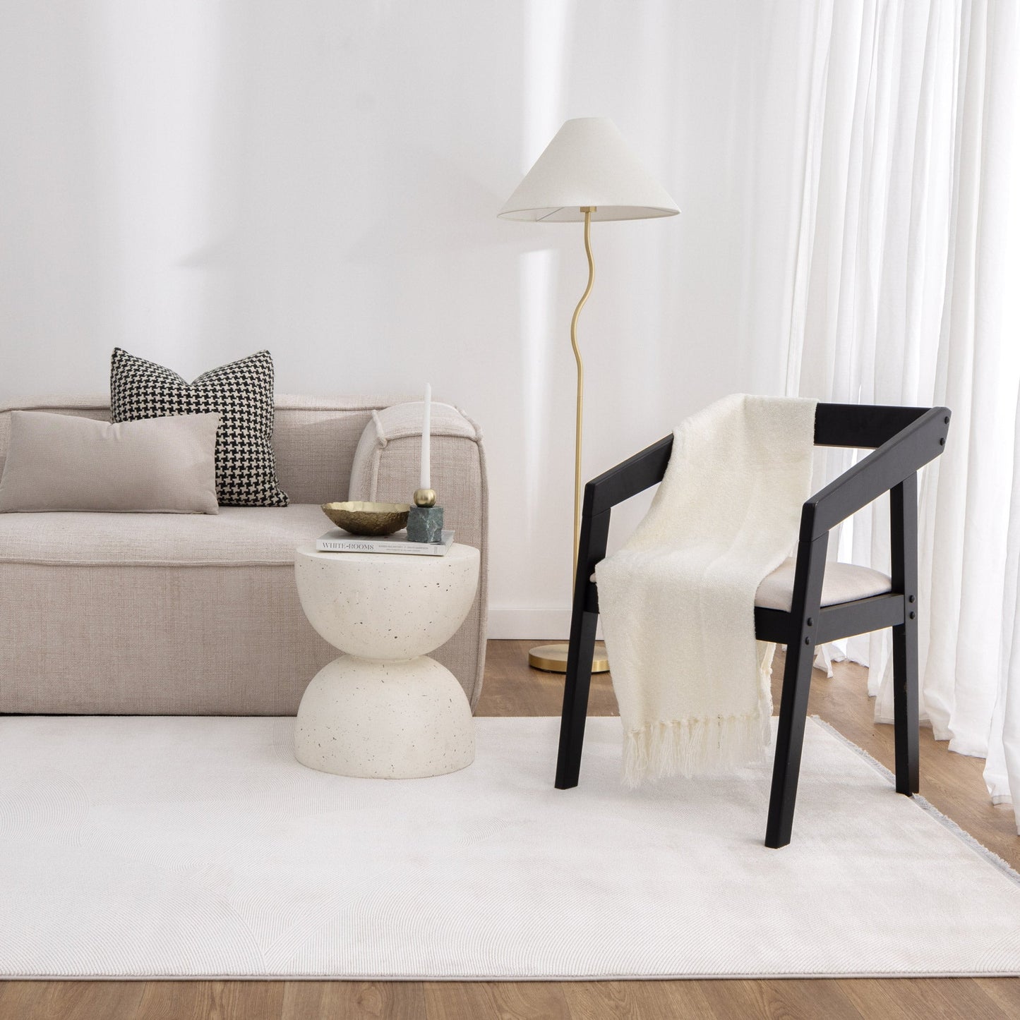 Chateu Geometric Lines White Rug - CH03