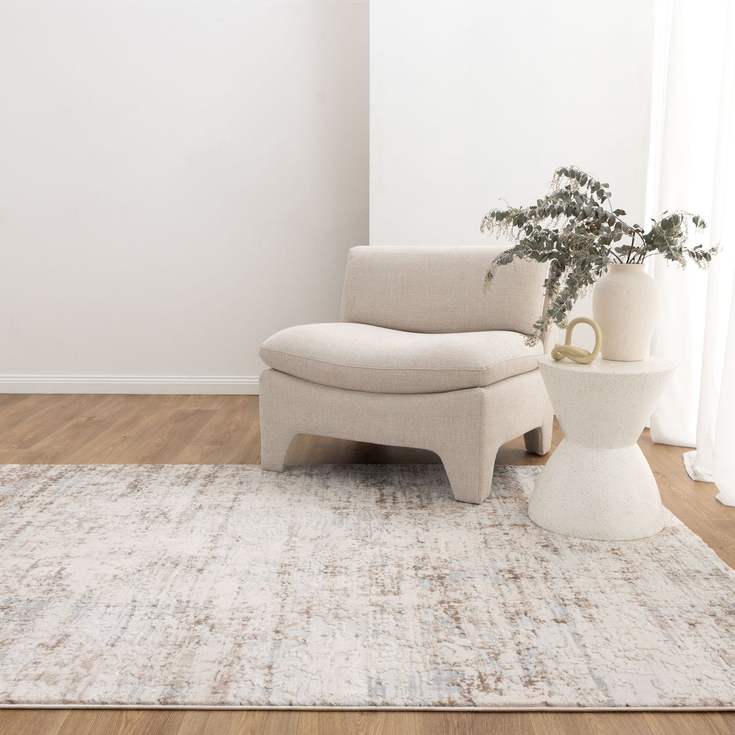 Maya Abstract Distressed Cream and Beige Rug - M105