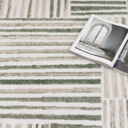 Wellington Geometric Lines Green Rug - W005