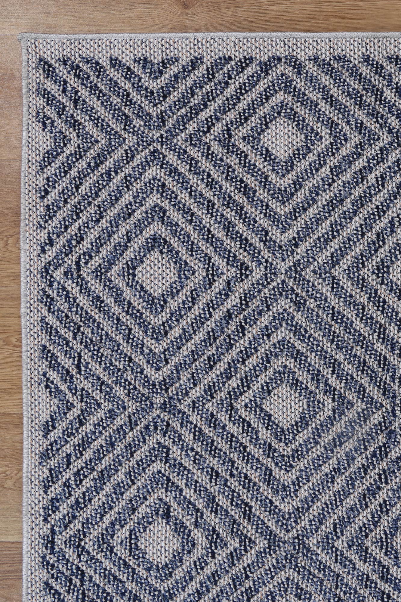 Elara Siluba Indoor / Outdoor Grey Rug