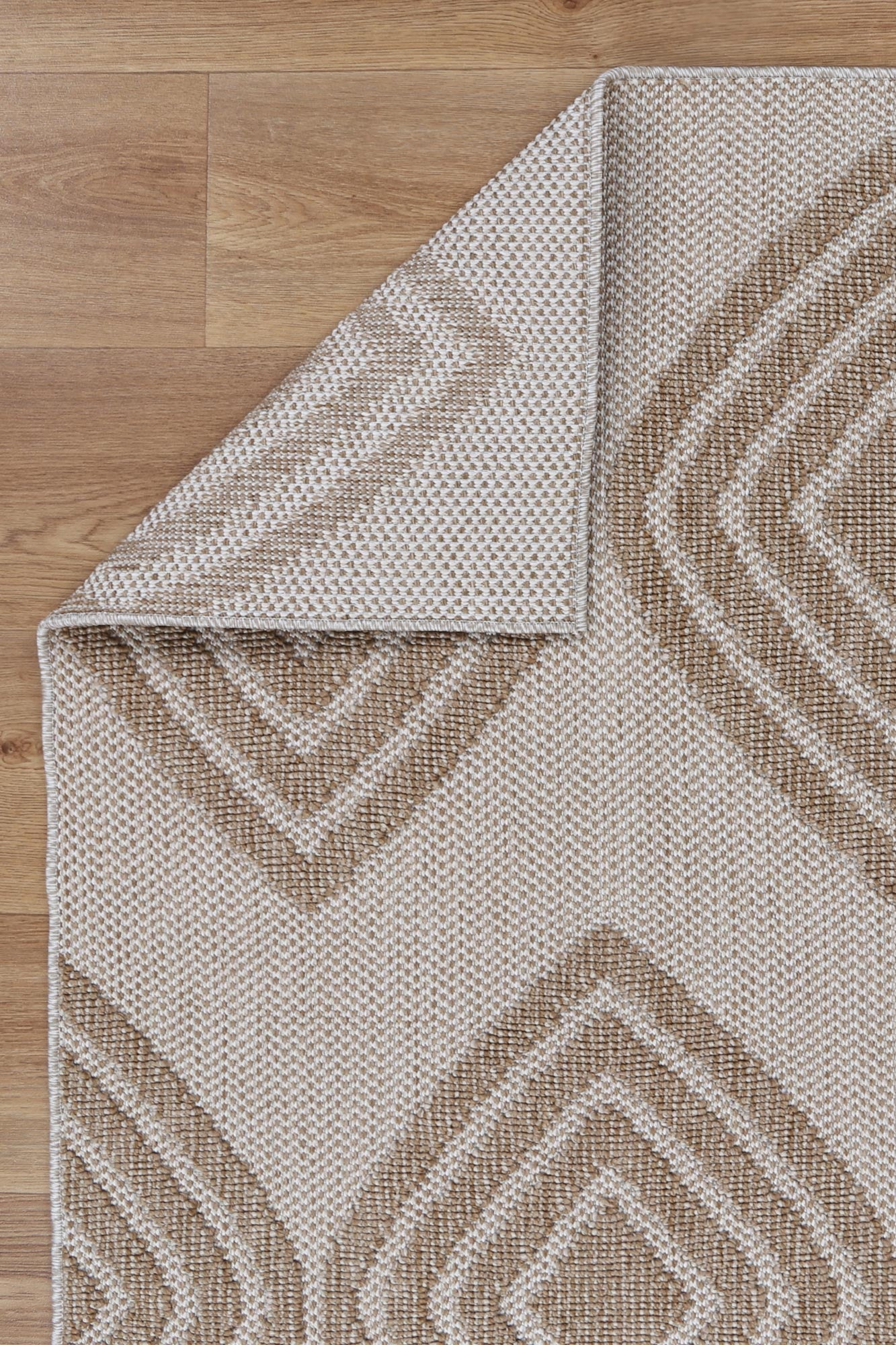 Elara Gamu Indoor / Outdoor Beige Rug