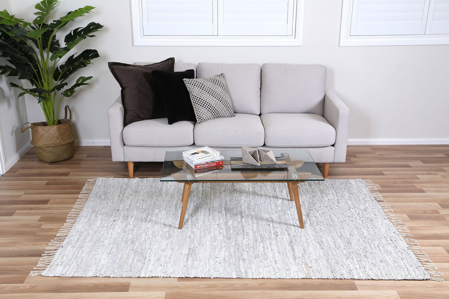 Metro White Modern Leather Rug